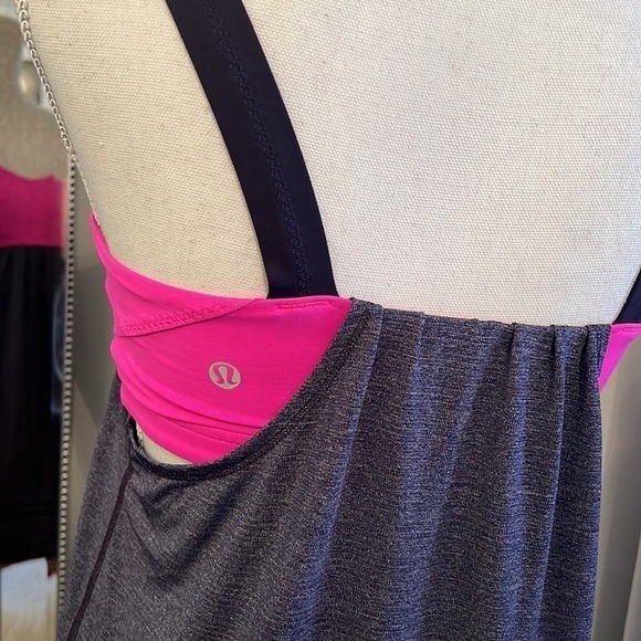 Lululemon Run: Back On Track Tank Black Swan / Raspberry Glo Light Size 6 - Picture 8 of 14